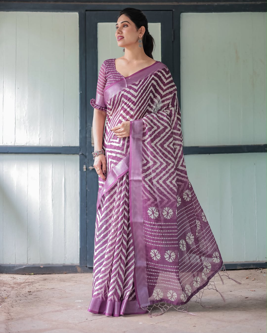 Purple Zahlar Majesty Silver Patta Weaving Linen Cotton Saree with Zigzag Digital Print & Matching Blouse