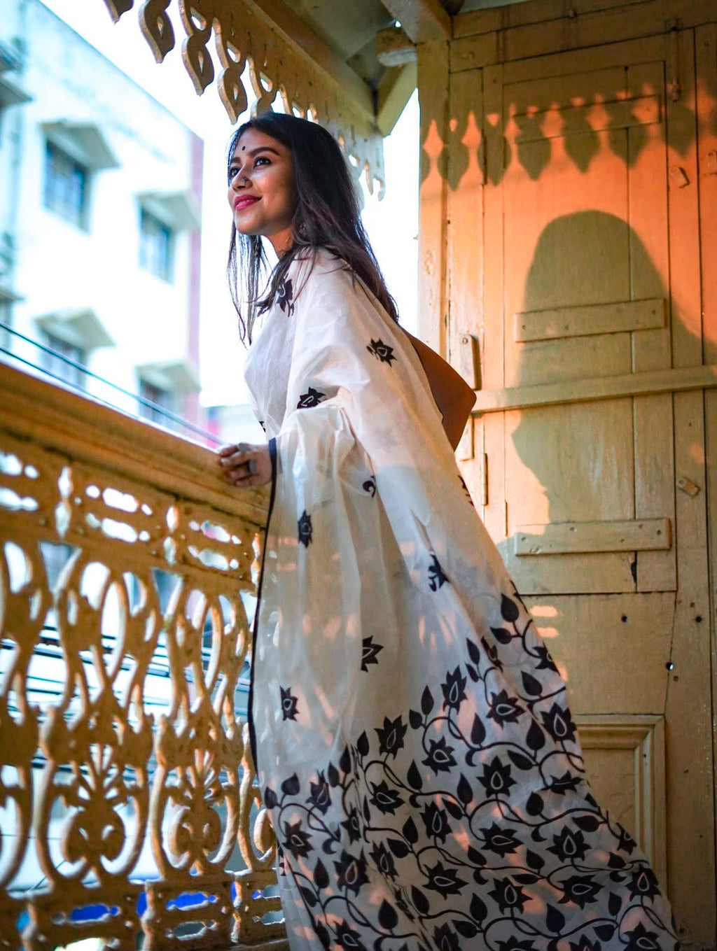 Zahlar Royale Elegant Linen Cotton Digital Printed Saree with Satin Banglory Blouse