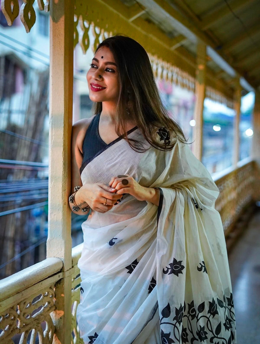 Zahlar Royale Elegant Linen Cotton Digital Printed Saree with Satin Banglory Blouse