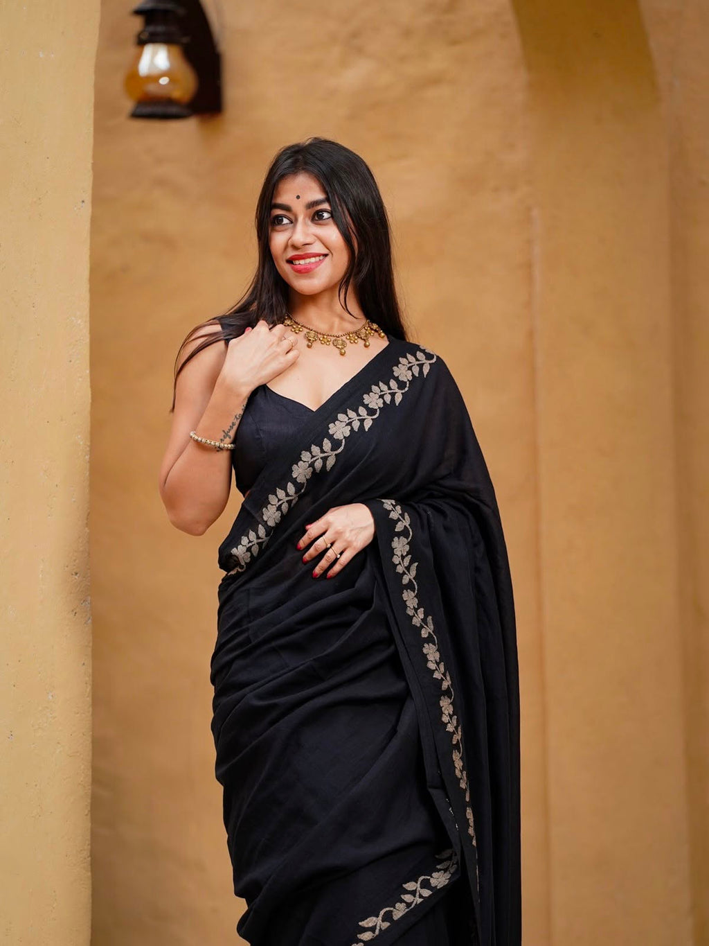 Elegant Zahlar Bloom Premium Linen Cotton Digital Printed Saree with Satin Banglory Blouse