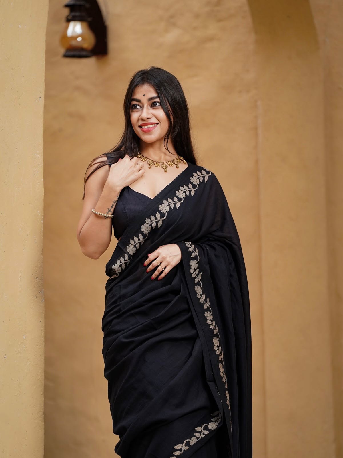 Elegant Zahlar Bloom Premium Linen Cotton Digital Printed Saree with Satin Banglory Blouse