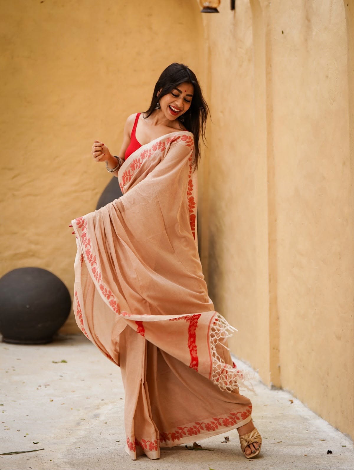 Elegant Zahlar Bloom Premium Linen Cotton Digital Printed Saree with Satin Banglory Blouse