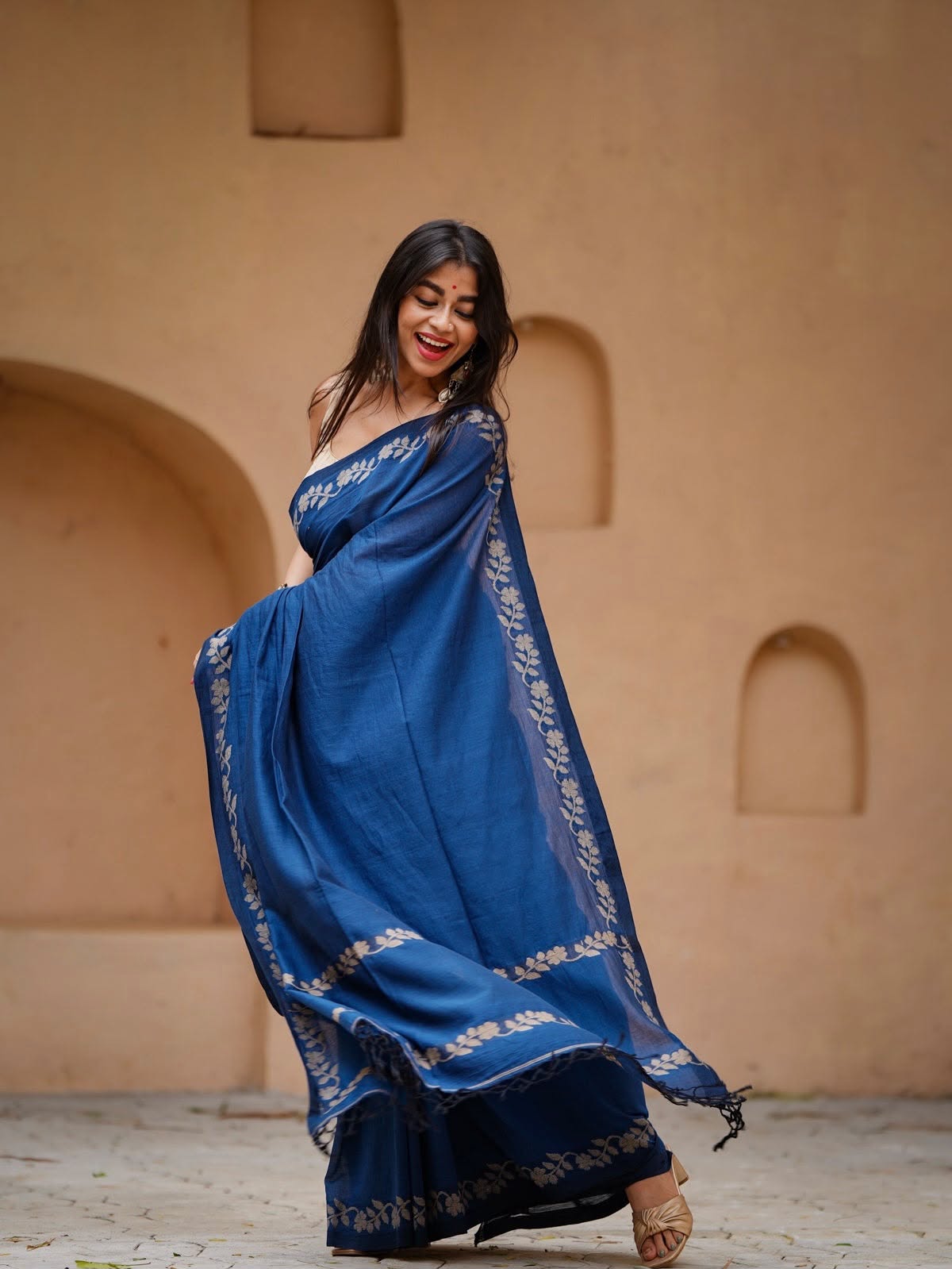 Elegant Zahlar Bloom Premium Linen Cotton Digital Printed Saree with Satin Banglory Blouse