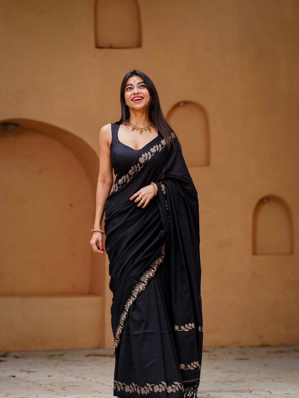 Elegant Zahlar Bloom Premium Linen Cotton Digital Printed Saree with Satin Banglory Blouse