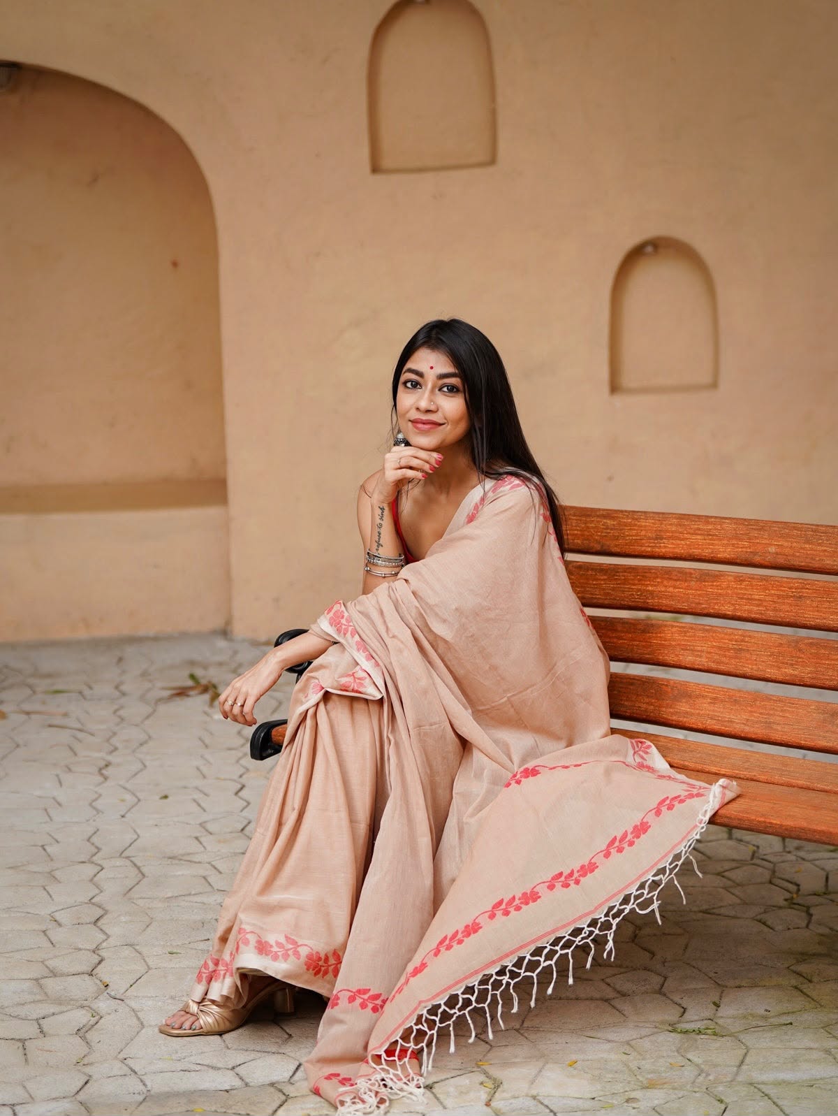 Elegant Zahlar Bloom Premium Linen Cotton Digital Printed Saree with Satin Banglory Blouse