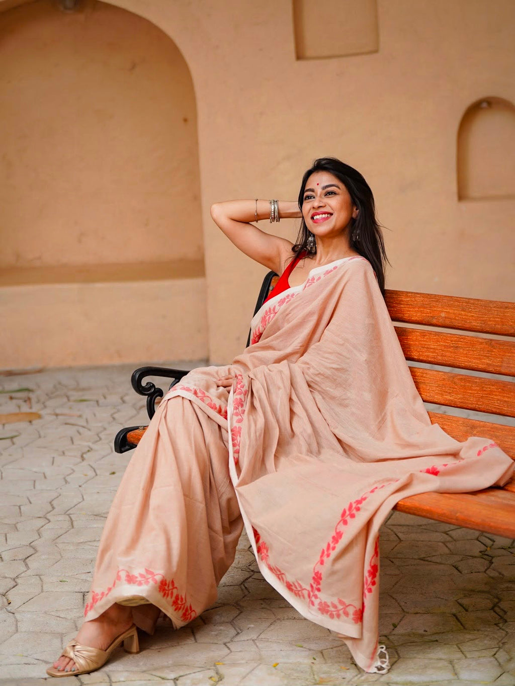 Elegant Zahlar Bloom Premium Linen Cotton Digital Printed Saree with Satin Banglory Blouse