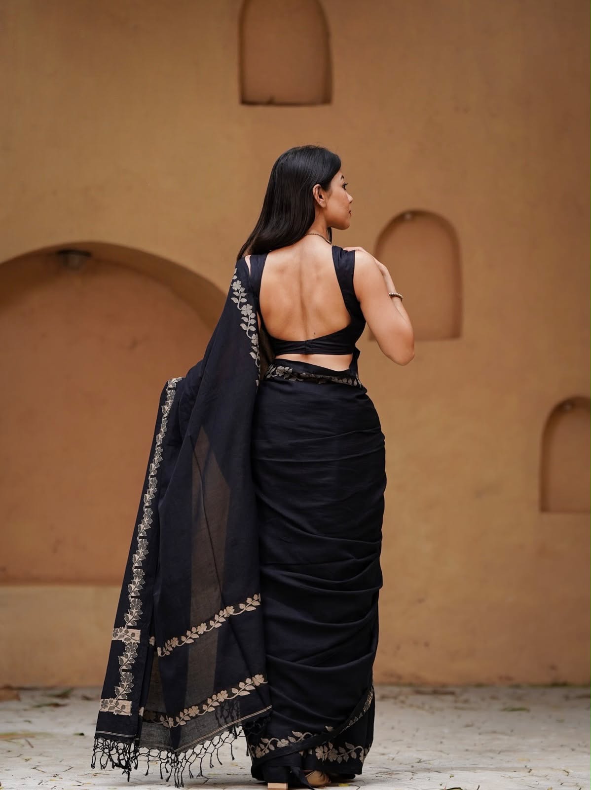 Elegant Zahlar Bloom Premium Linen Cotton Digital Printed Saree with Satin Banglory Blouse