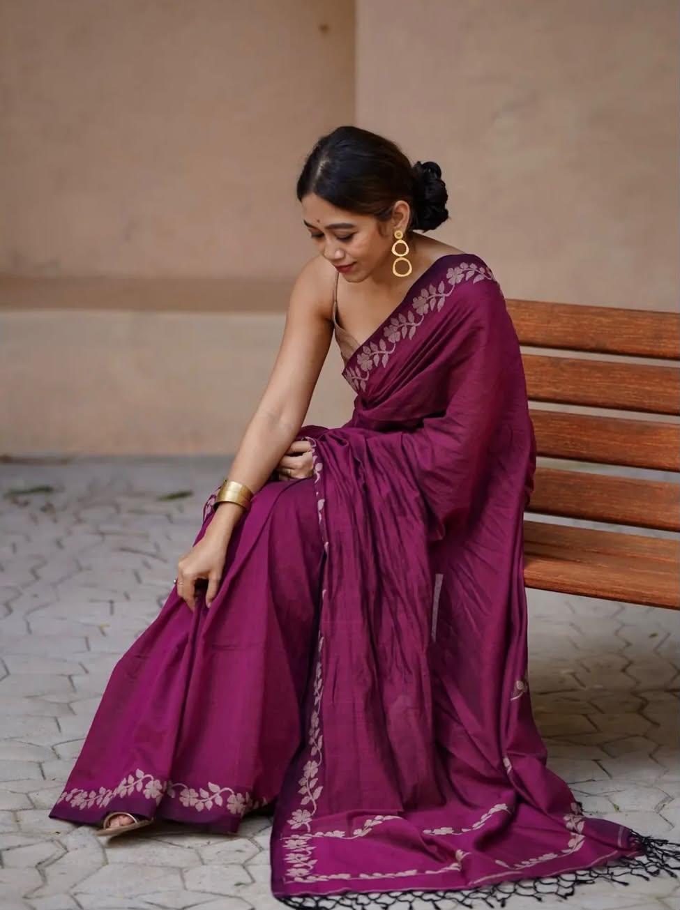 Elegant Zahlar Bloom Premium Linen Cotton Digital Printed Saree with Satin Banglory Blouse