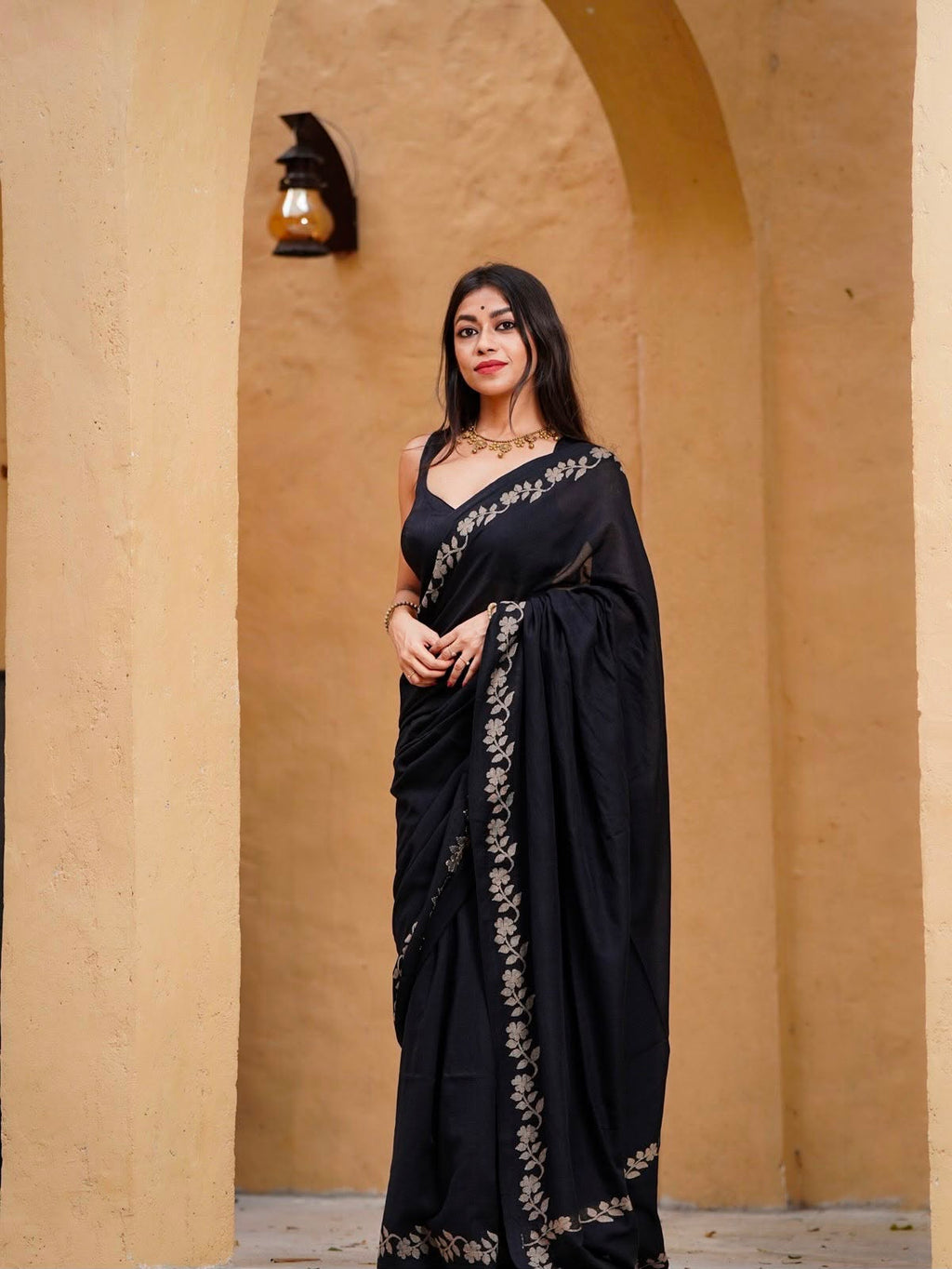 Elegant Zahlar Bloom Premium Linen Cotton Digital Printed Saree with Satin Banglory Blouse