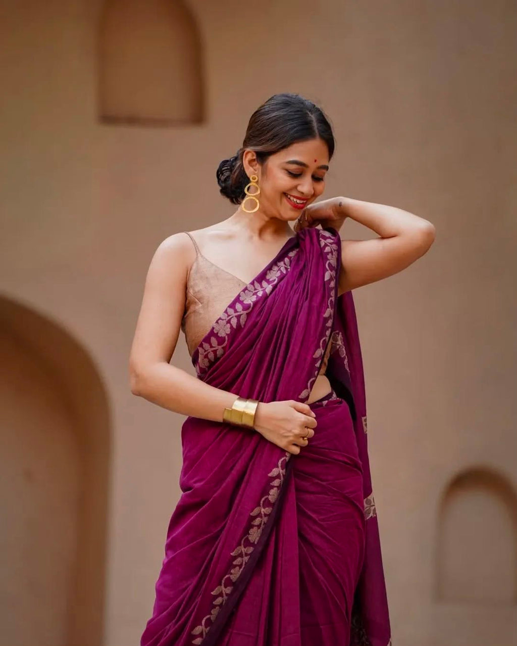 Elegant Zahlar Bloom Premium Linen Cotton Digital Printed Saree with Satin Banglory Blouse