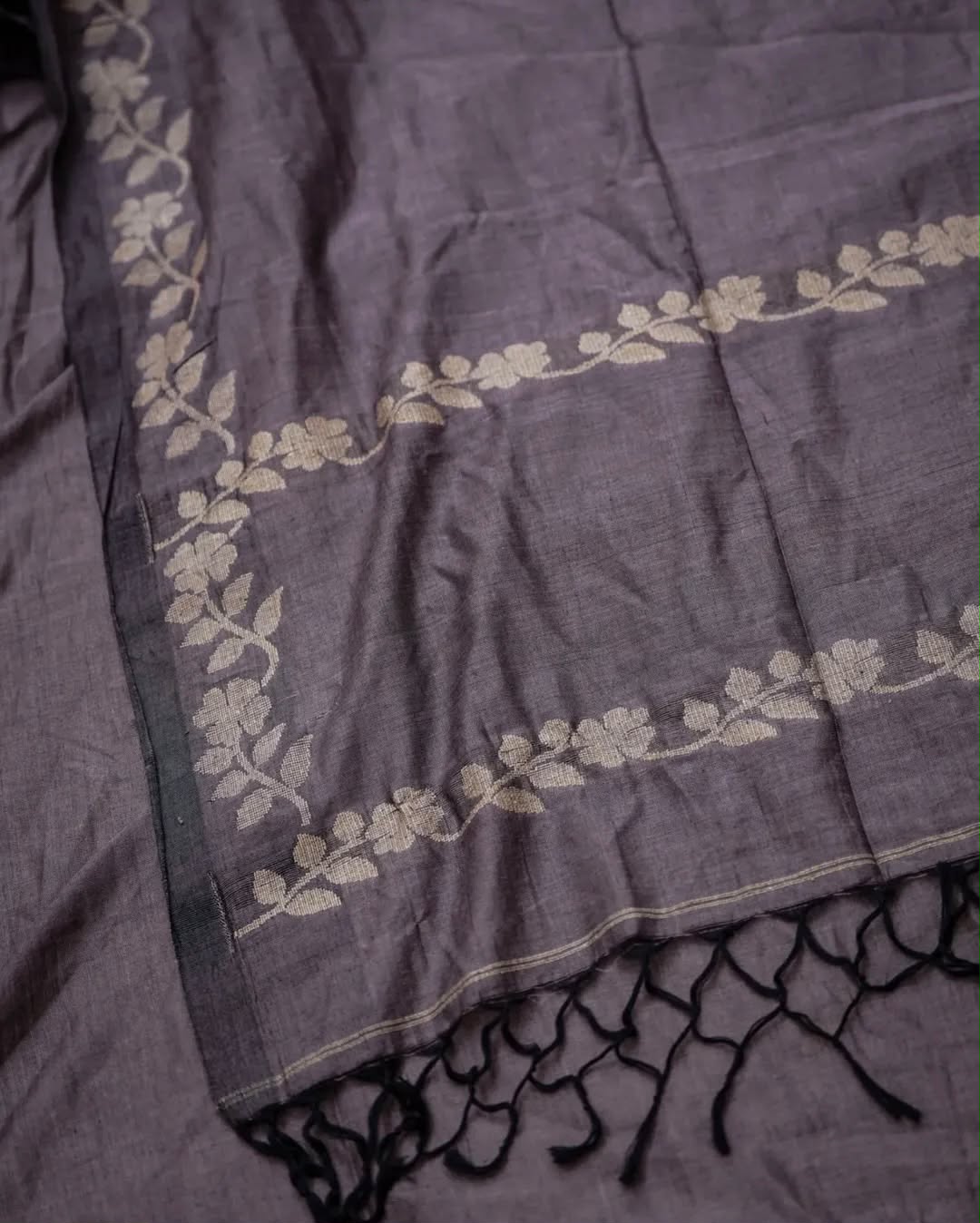 Elegant Zahlar Bloom Premium Linen Cotton Digital Printed Saree with Satin Banglory Blouse