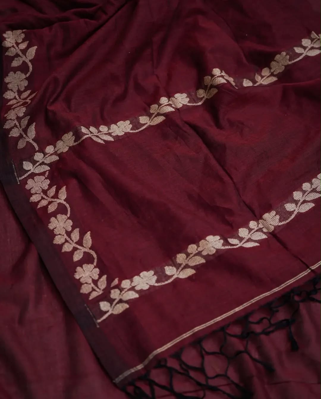 Elegant Zahlar Bloom Premium Linen Cotton Digital Printed Saree with Satin Banglory Blouse