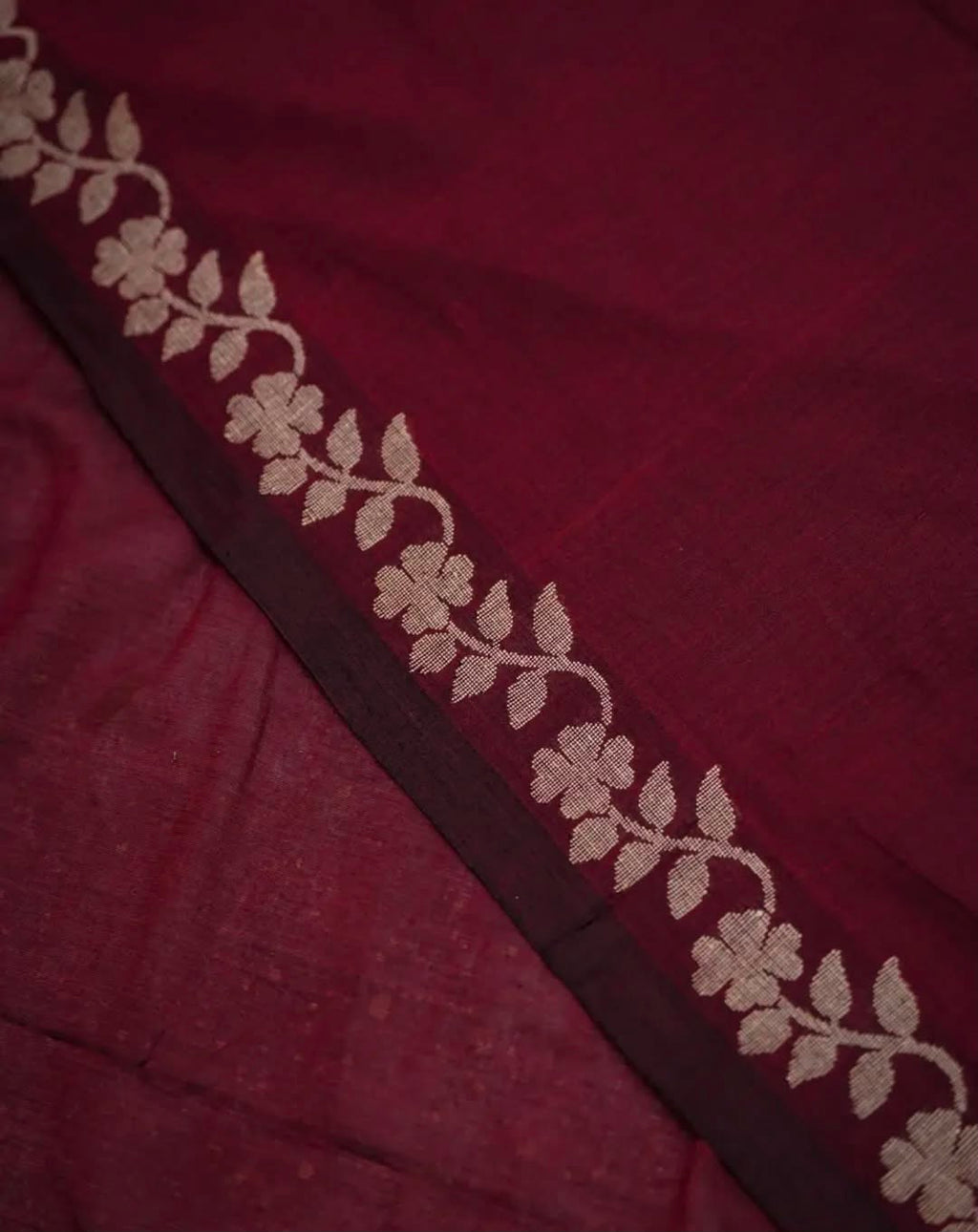 Elegant Zahlar Bloom Premium Linen Cotton Digital Printed Saree with Satin Banglory Blouse