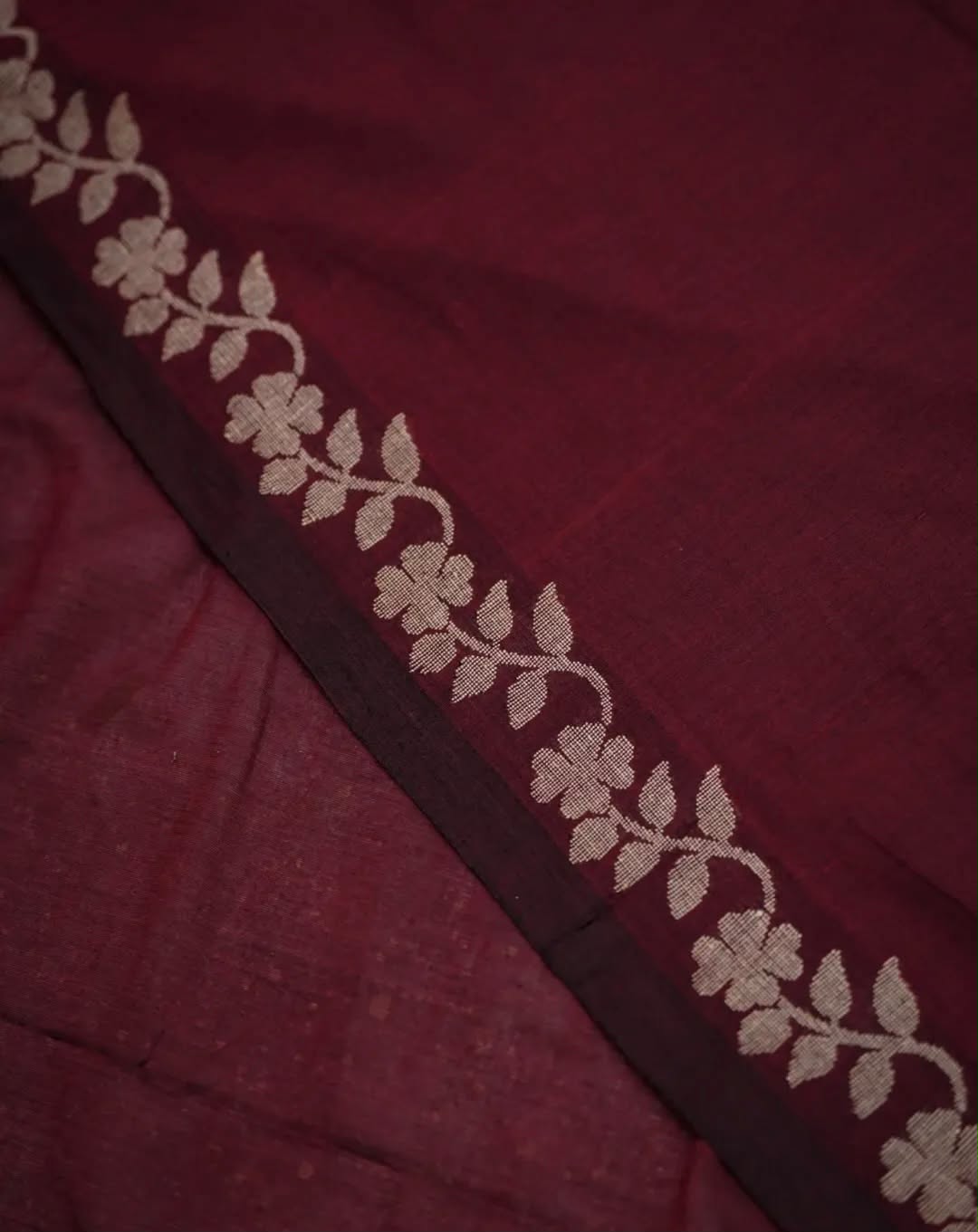 Elegant Zahlar Bloom Premium Linen Cotton Digital Printed Saree with Satin Banglory Blouse