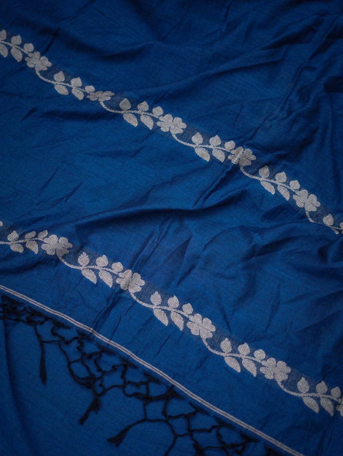 Elegant Zahlar Bloom Premium Linen Cotton Digital Printed Saree with Satin Banglory Blouse