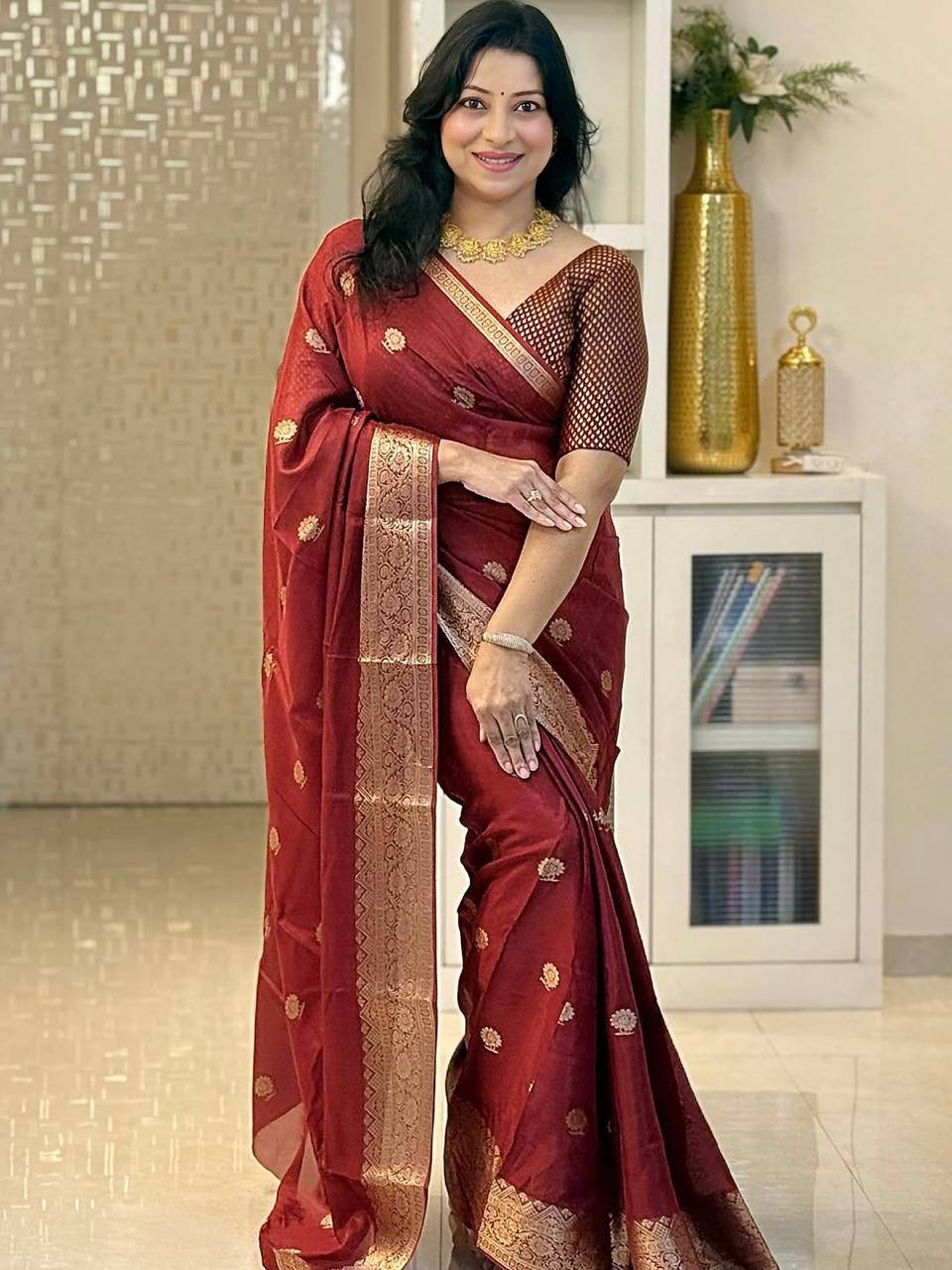 Royal Soft Lichi Silk Saree with Original Gold Zari &amp; Jacquard Work