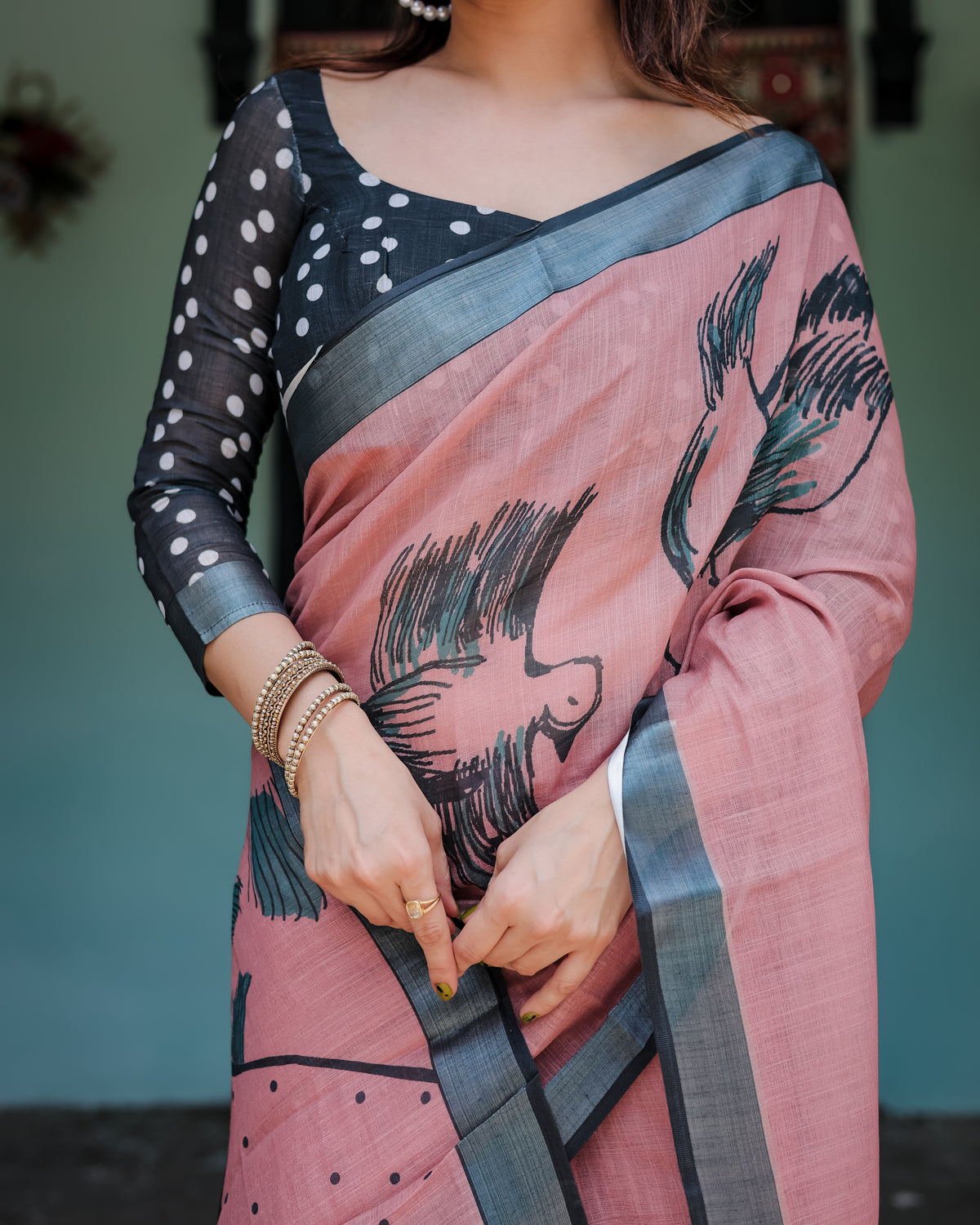 Zahlar Zari Grace Linen Cotton Digital Printed Saree with Silver Weaving Zari Patta & Matching Blouse