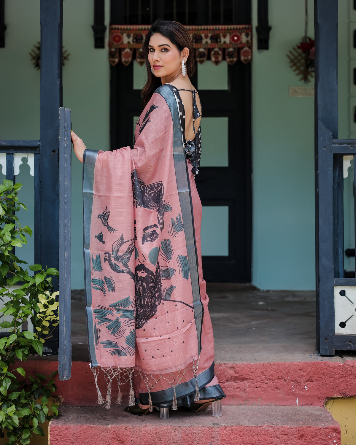 Zahlar Zari Grace Linen Cotton Digital Printed Saree with Silver Weaving Zari Patta & Matching Blouse
