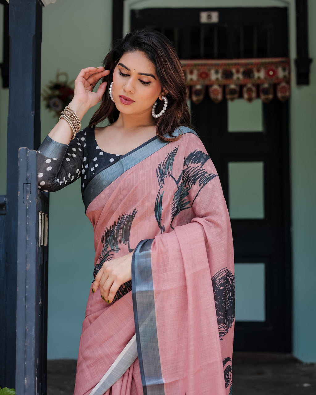 Zahlar Zari Grace Linen Cotton Digital Printed Saree with Silver Weaving Zari Patta & Matching Blouse