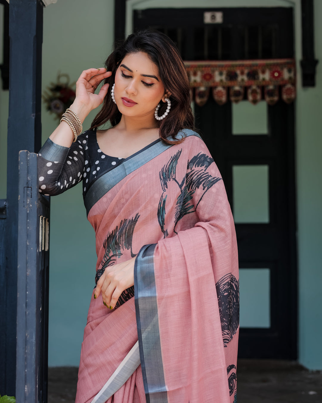 Zahlar Zari Grace Linen Cotton Digital Printed Saree with Silver Weaving Zari Patta & Matching Blouse