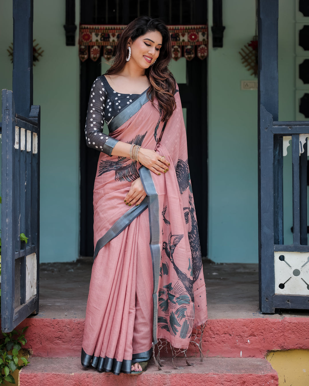 Zahlar Zari Grace Linen Cotton Digital Printed Saree with Silver Weaving Zari Patta & Matching Blouse