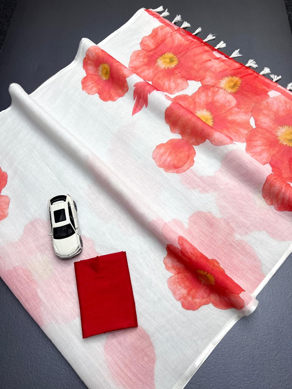 Exclusive Linen Cotton Digital Printed Saree