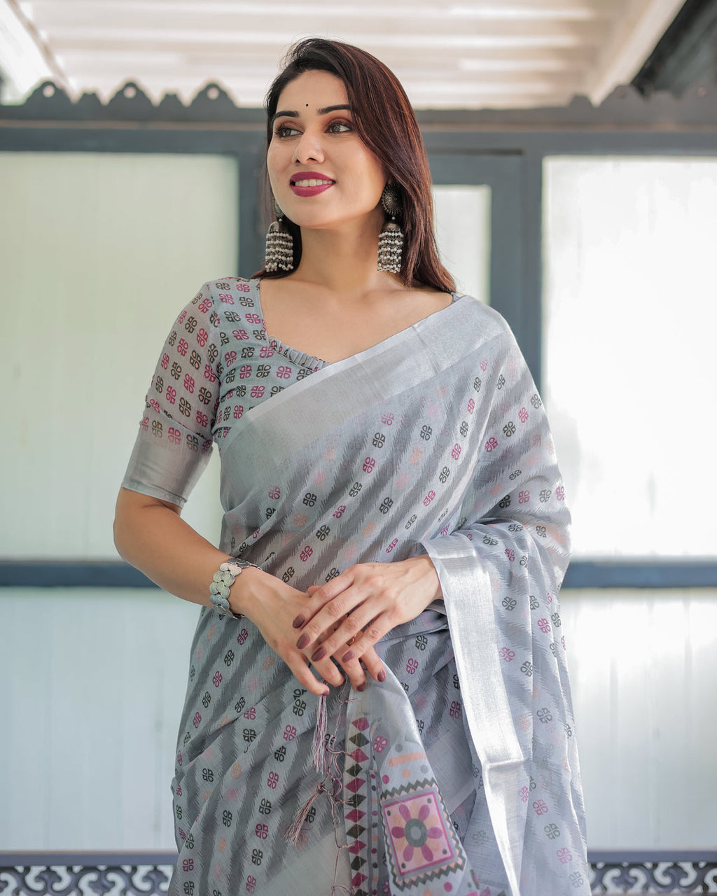 Regal Zari Zahlar Premium Linen Cotton Digital Printed Saree with Silver Weaving Zari Patta & Matching Blouse