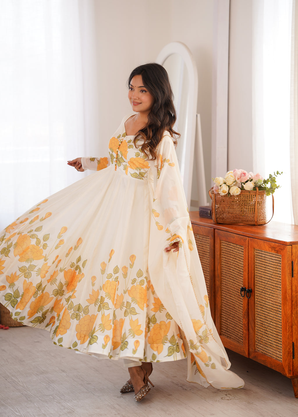 Floral Printed Organza Silk 4-Meter Flared Anarkali Suit Set with Dupatta & Pant