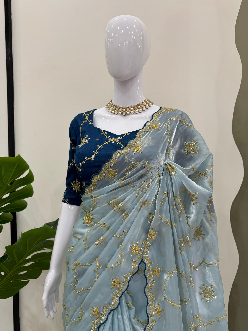 Heavy Zimmy Choo Designer Saree with Thread & Sequin Work