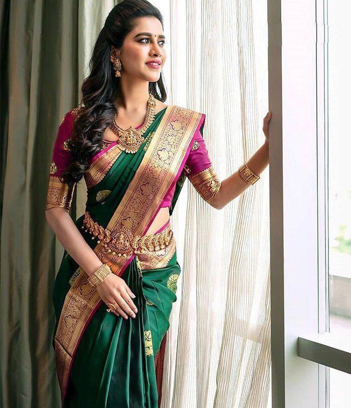 Lichi Silk Saree with Rich Pallu & Exclusive Jacquard Work