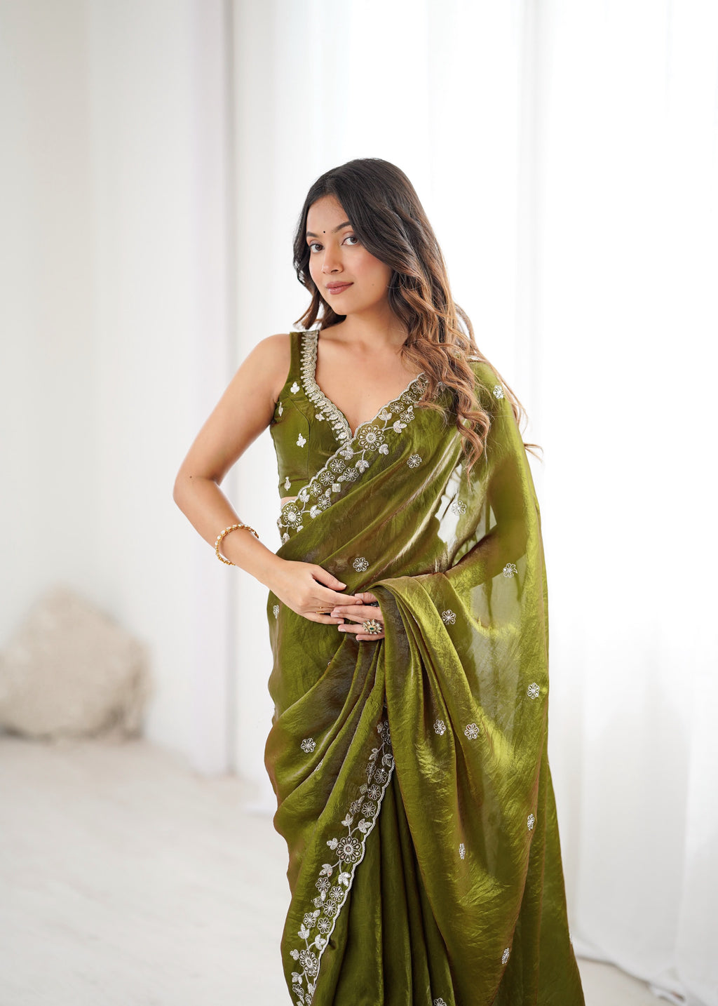 Heavy Fendy Silk Designer Saree with Elegant Sequin & Thread Detailing