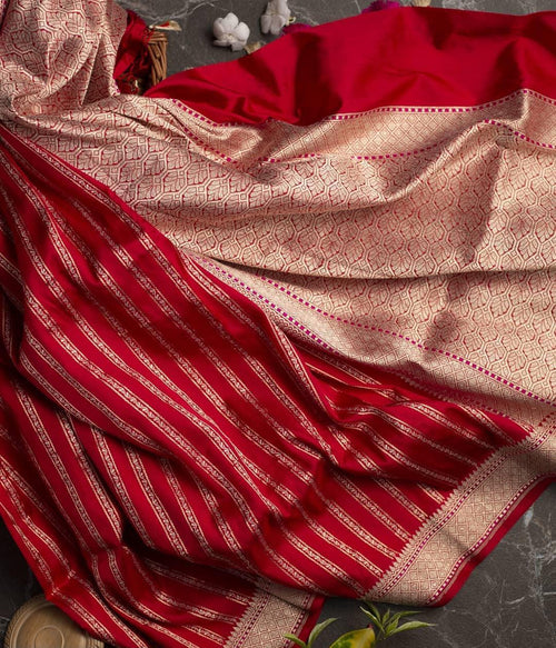 Elegant Lichi Royale Soft Lichi Silk Saree with Rich Pallu & All-Over Jacquard Work