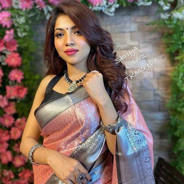 Lichi Silk Majesty – Premium Soft Lichi Silk Saree with Rich Pallu & All-Over Jacquard Work