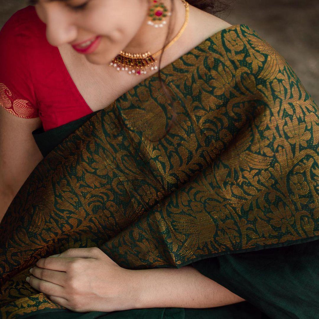 Regal Lichi Grace – Soft Lichi Silk Saree with Rich Pallu & All-Over Jacquard Work