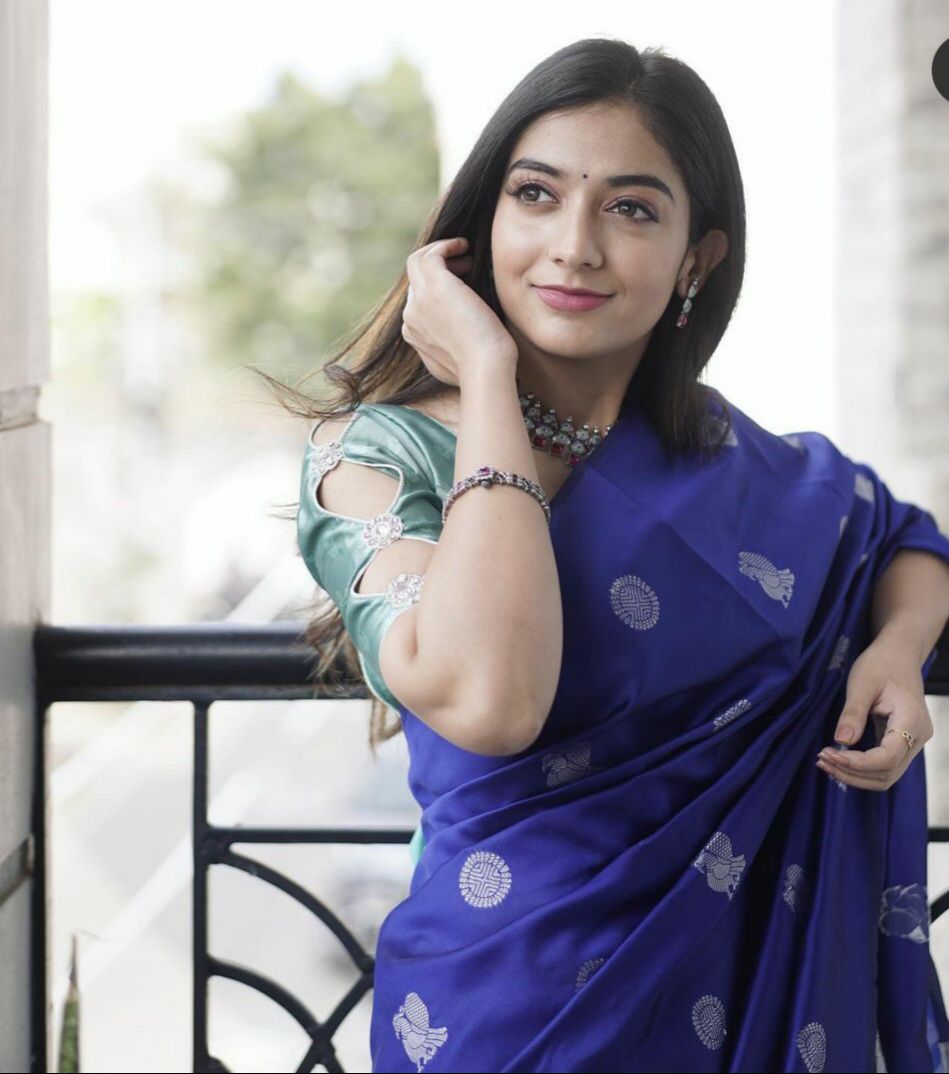 Royal Aqua Kanchipuram Navy Blue & Aqua Green Silk Saree with Rich Silver Zari Pallu