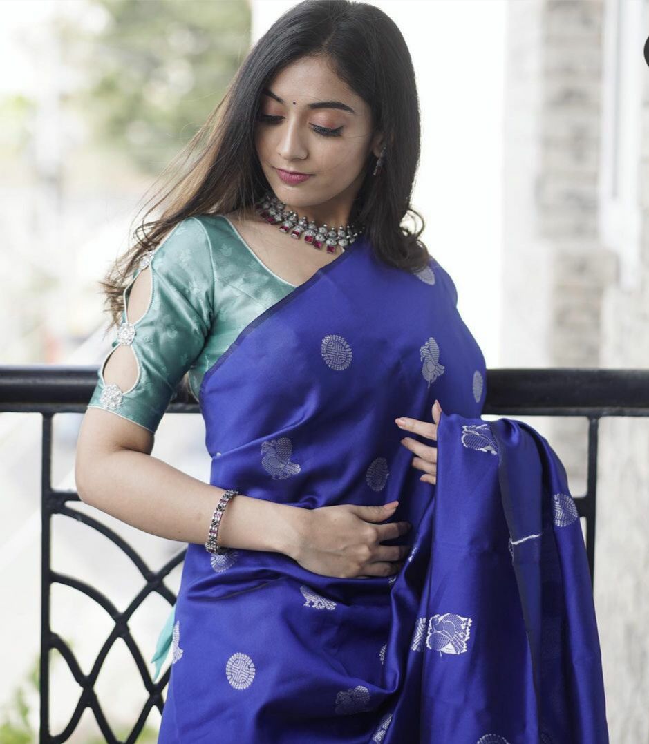 Royal Aqua Kanchipuram Navy Blue & Aqua Green Silk Saree with Rich Silver Zari Pallu