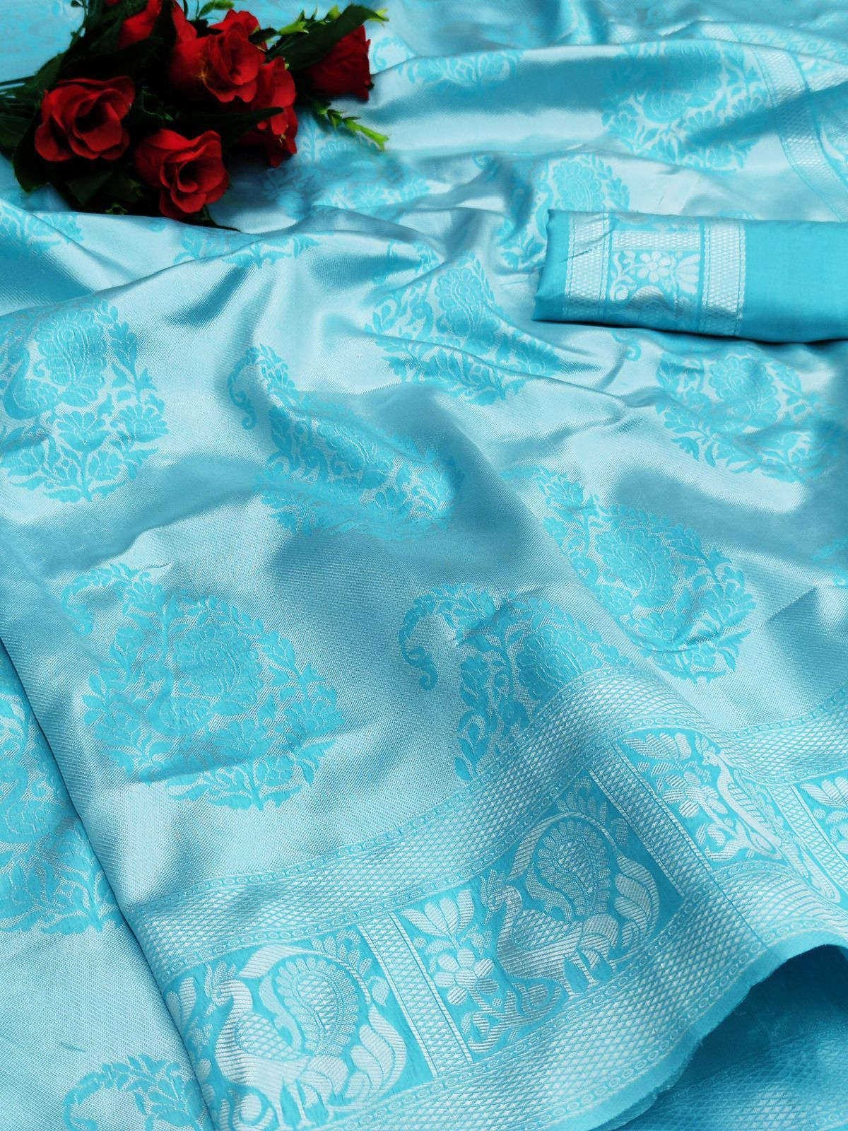 Regal Lichi Aura  Premium Soft Lichi Silk Saree with Rich Pallu & Exclusive All-Over Jacquard Work
