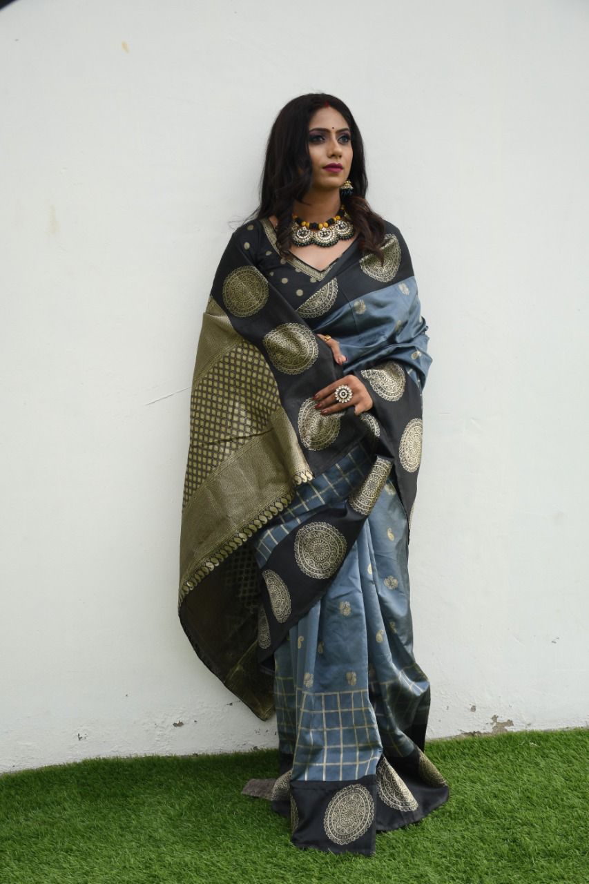 Lichi Silk Opulence Exquisite Soft Lichi Silk Saree with Rich Pallu & Intricate Jacquard Work