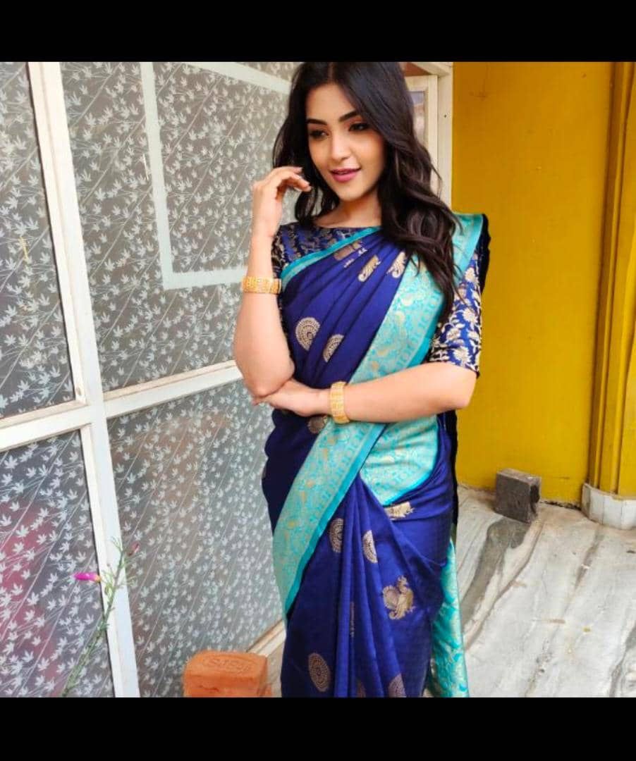 Royal Lichi Opulence Luxurious Soft Lichi Silk Saree with Rich Pallu & Exclusive All-Over Jacquard Work