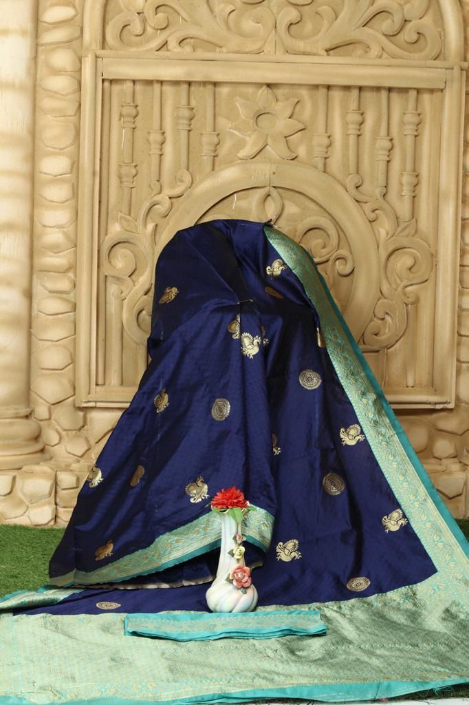 Royal Lichi Opulence Luxurious Soft Lichi Silk Saree with Rich Pallu & Exclusive All-Over Jacquard Work