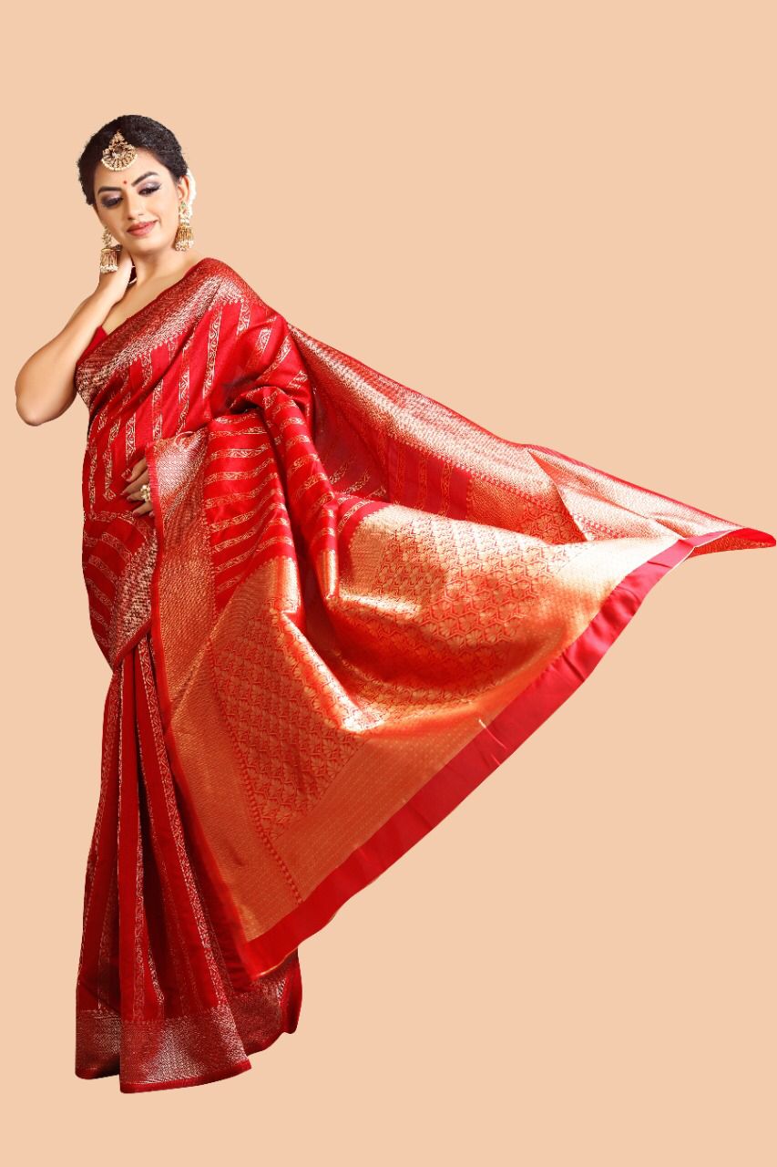 Elegant Lichi Royale Soft Lichi Silk Saree with Rich Pallu & All-Over Jacquard Work
