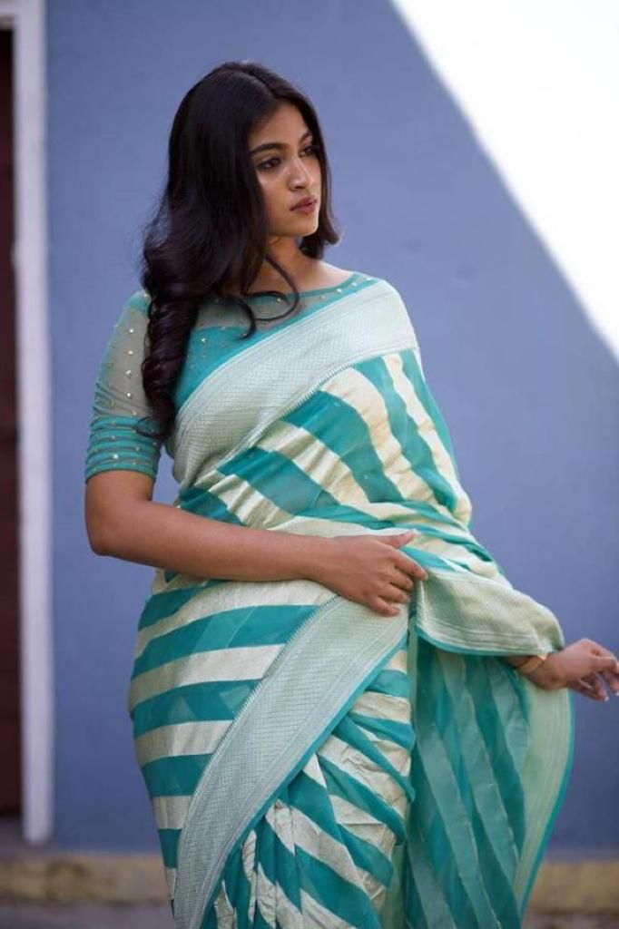 Lichi Silk Radiance Elegant Soft Lichi Silk Saree with Rich Pallu & Exclusive All-Over Jacquard Work