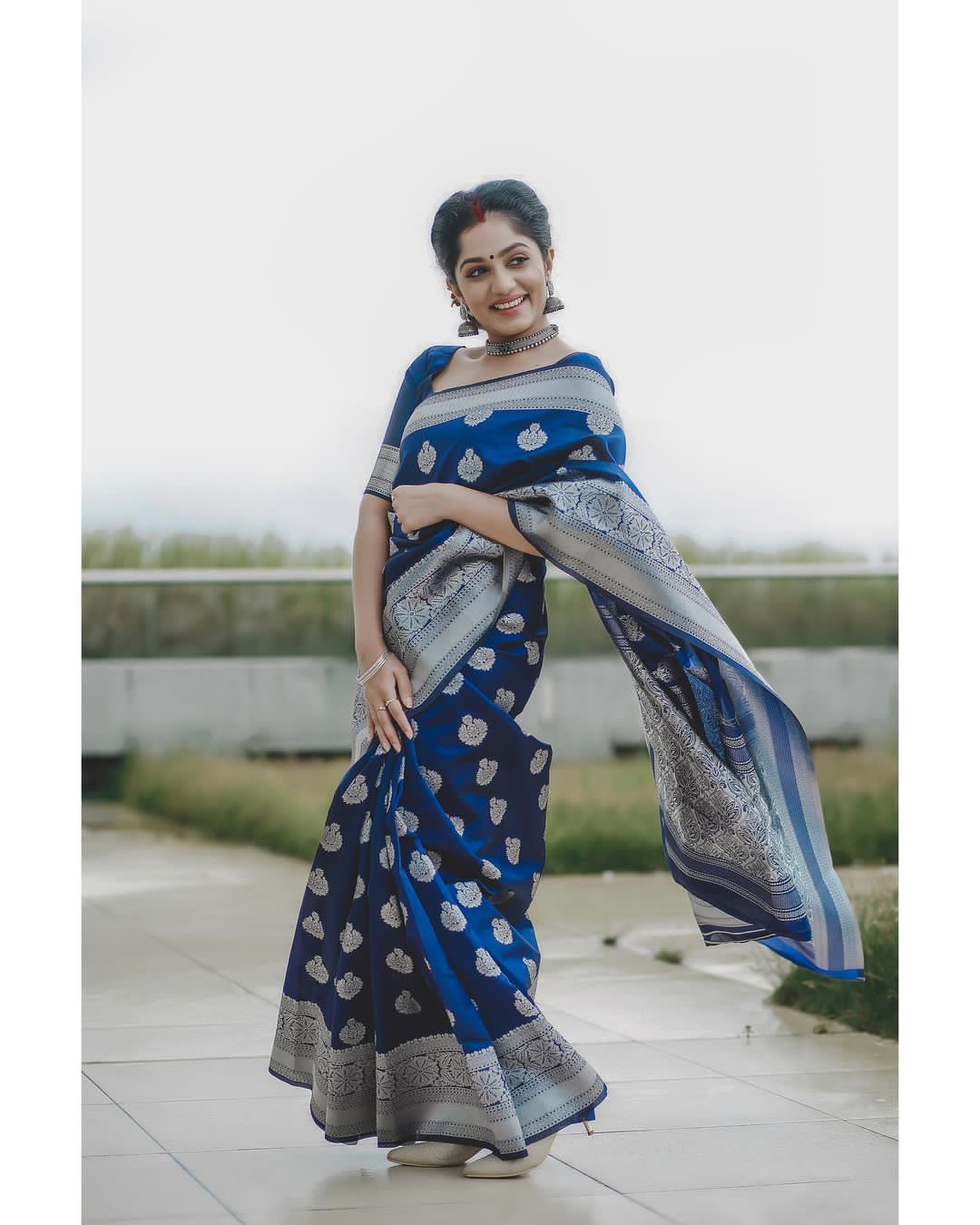 Lichi Silk Splendour Premium Soft Lichi Silk Saree with Rich Pallu & Exclusive All-Over Jacquard Work