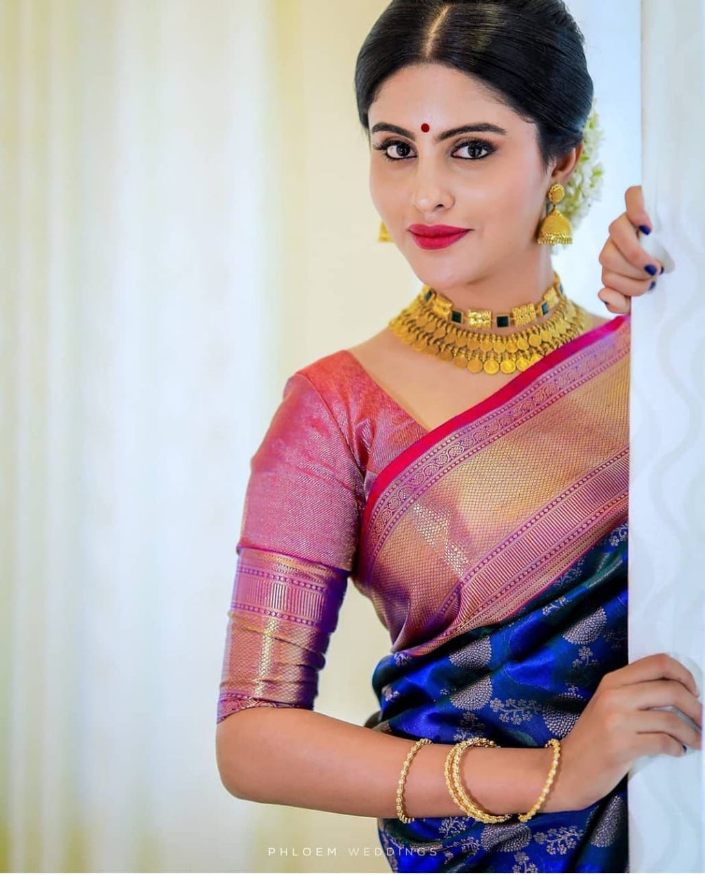 Lichi Silk Regal Elegance Soft Lichi Silk Saree with Rich Pallu & All-Over Jacquard Work