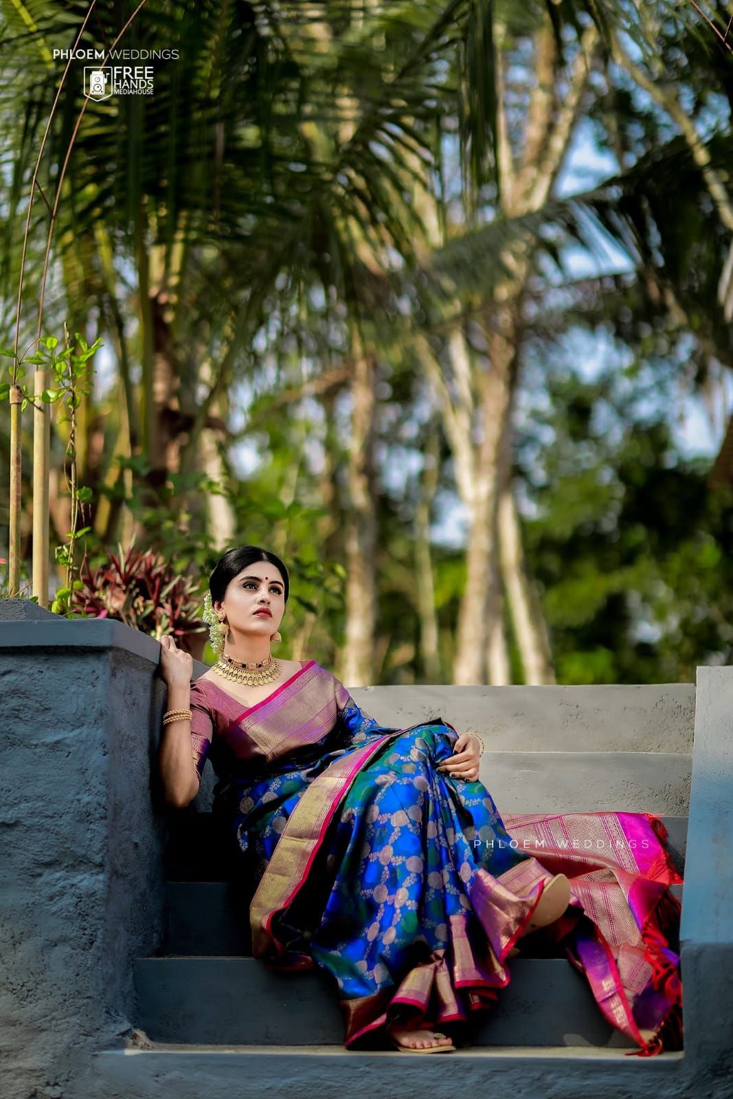 Lichi Silk Regal Elegance Soft Lichi Silk Saree with Rich Pallu & All-Over Jacquard Work