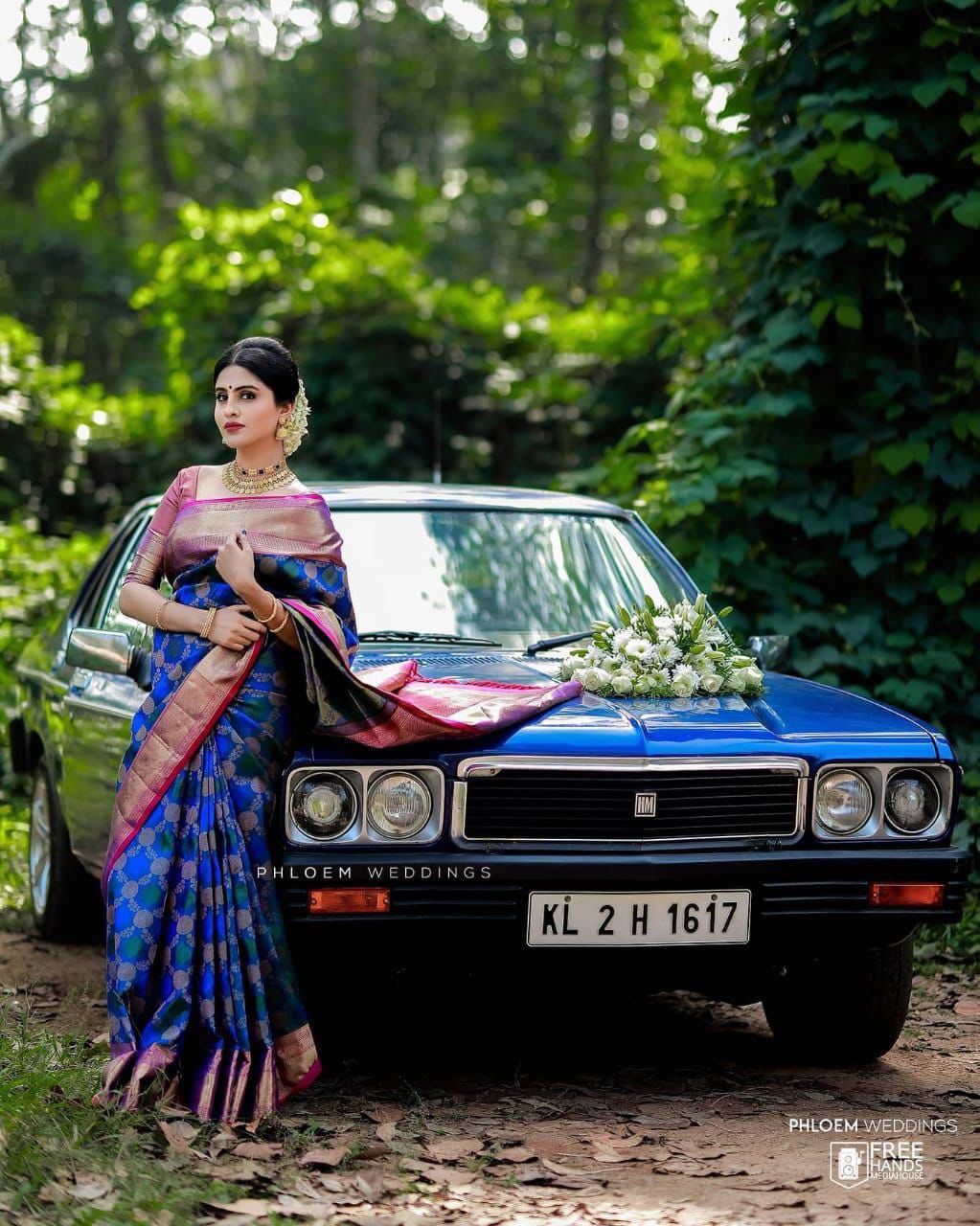 Lichi Silk Regal Elegance Soft Lichi Silk Saree with Rich Pallu & All-Over Jacquard Work
