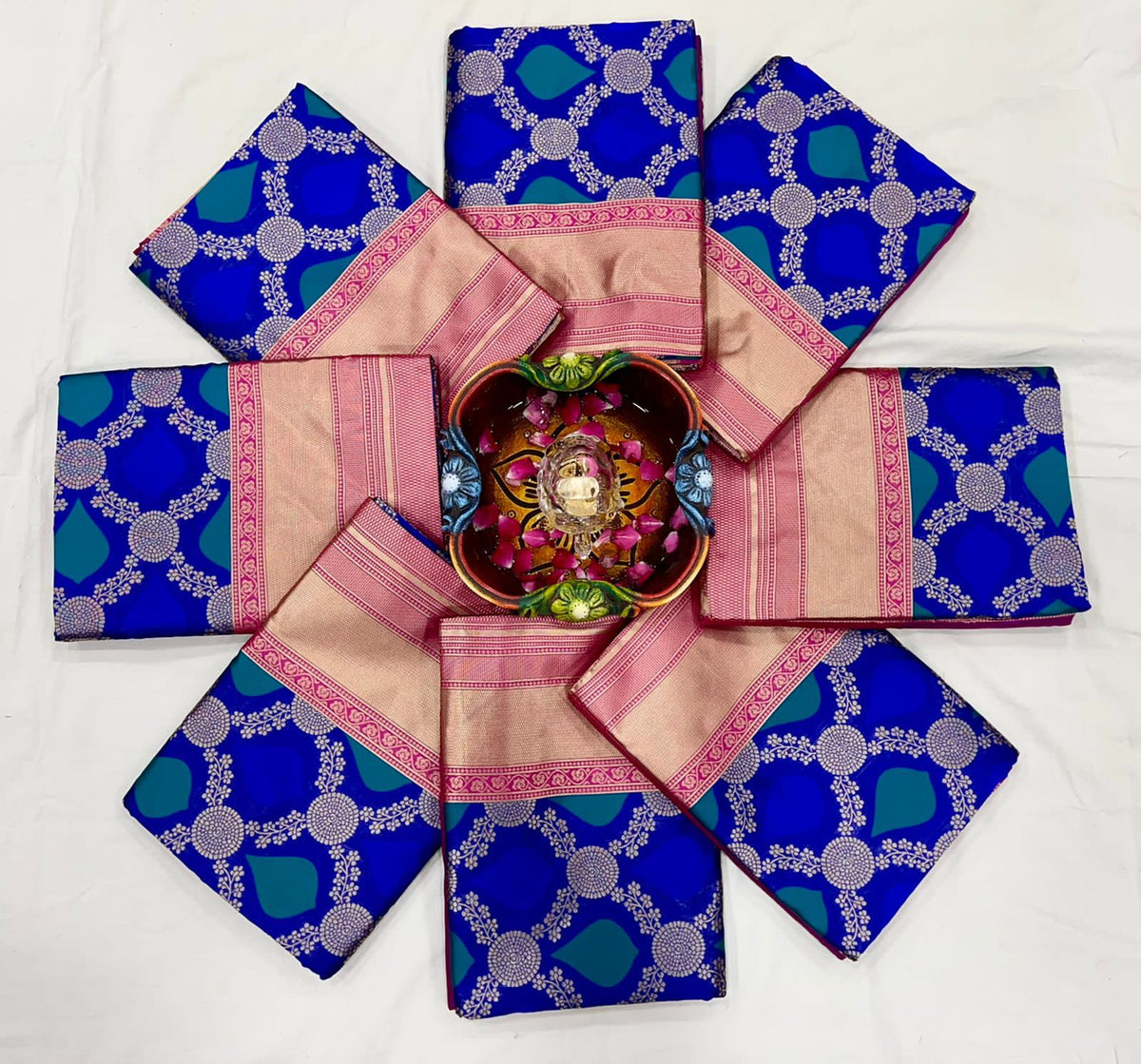 Lichi Silk Regal Elegance Soft Lichi Silk Saree with Rich Pallu & All-Over Jacquard Work