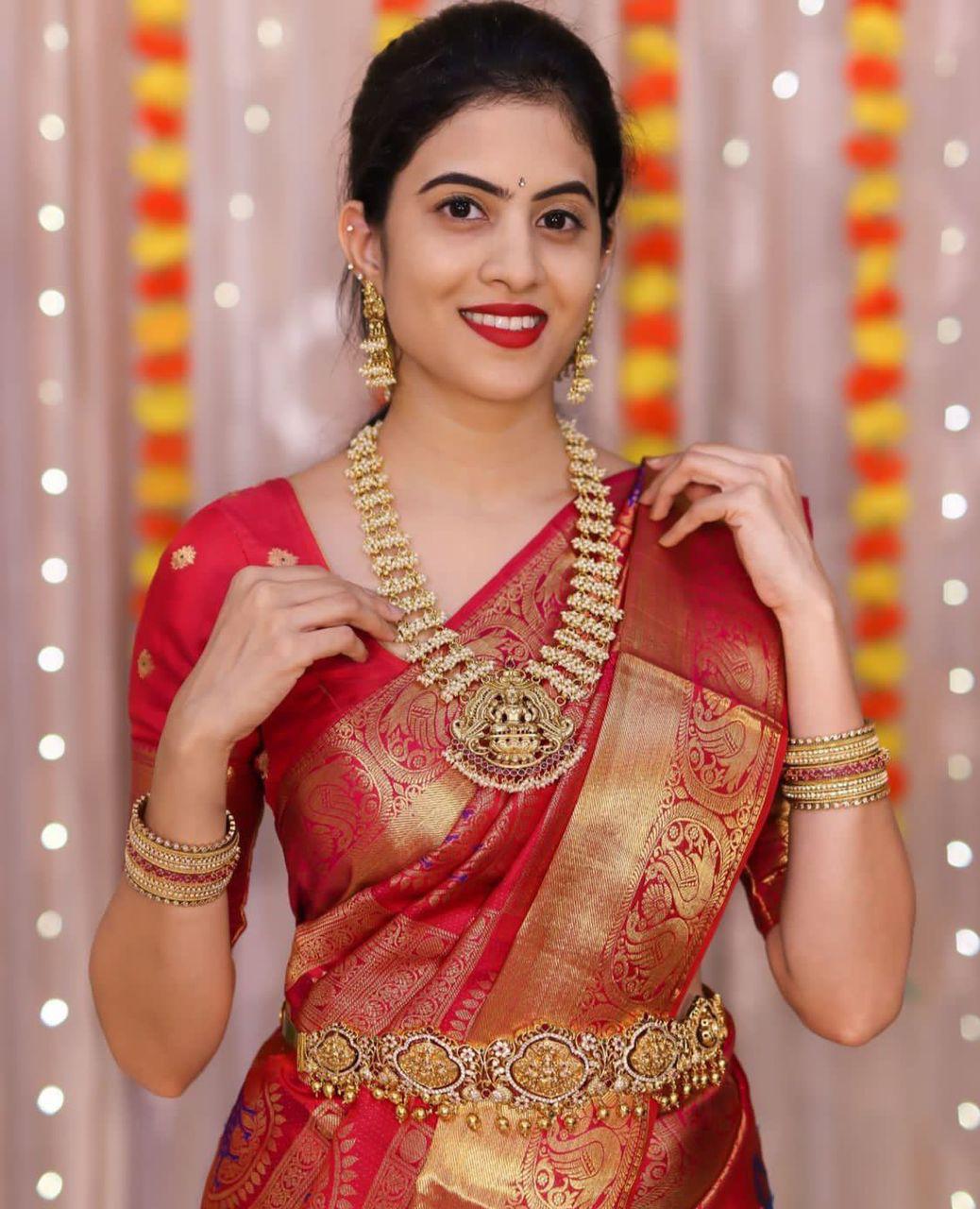 Lichi Silk Royal Grace Soft Lichi Silk Saree with Rich Pallu & Exclusive Jacquard Work