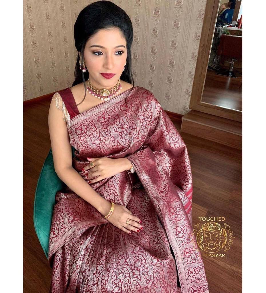 Lichi Silk Royal Charm Soft Lichi Silk Saree with Rich Pallu & All-Over Jacquard Work