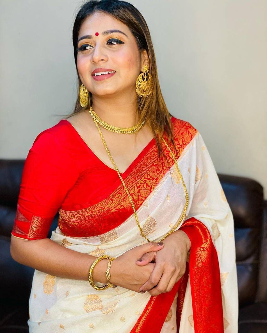 Lichi Silk Regal Beauty Soft Lichi Silk Saree with Rich Pallu & Exclusive Jacquard Work